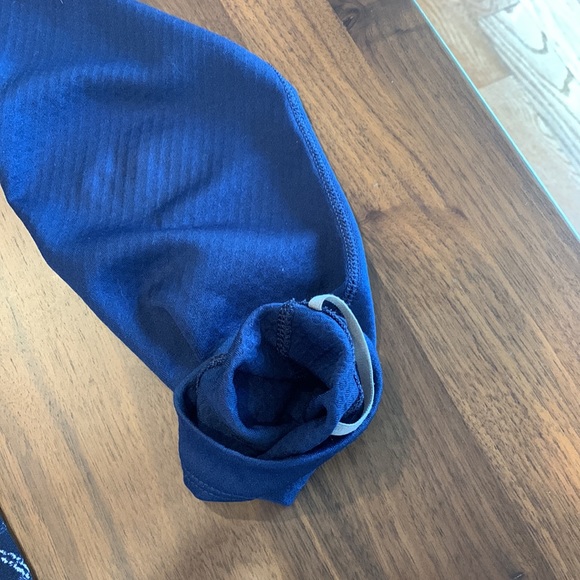 Patagonia Capilene Midweight Baselayer for Cool to Cold - Picture 3 of 4